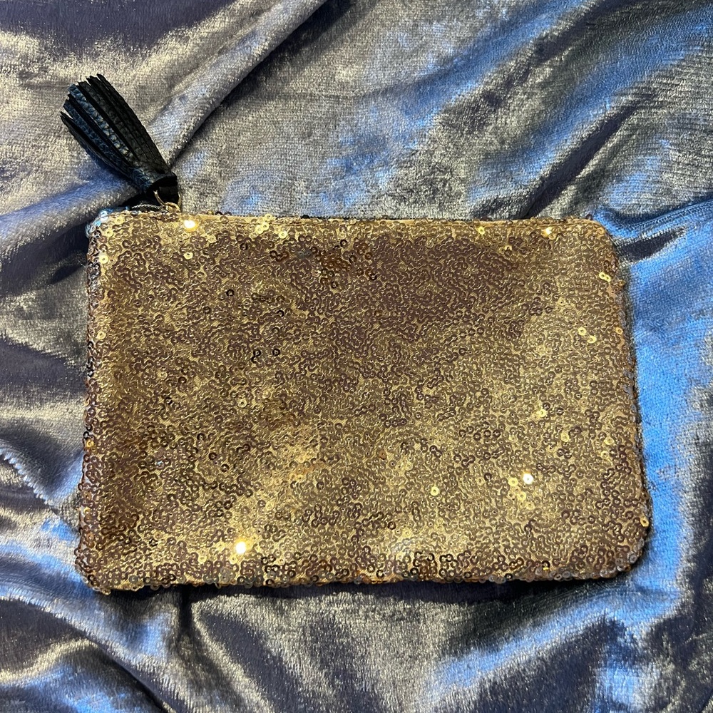 Ipsy makeup bag